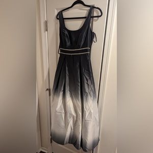 TEEZE ME maxi dress size 5/6
